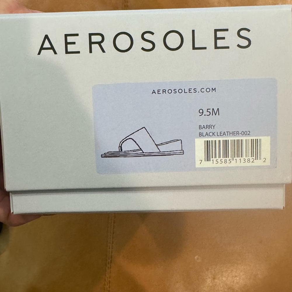 AEROSOLES Slides - Picture 3 of 6